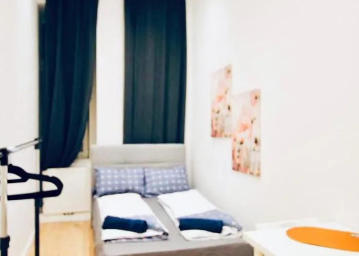 Super Cozy 5 Bedroom Shared 10min Walk To Augarten * Vienna