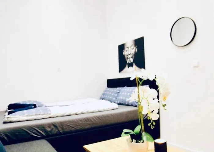 Appartamento Super Cozy 5 Bedroom Shared 10min Walk To Augarten