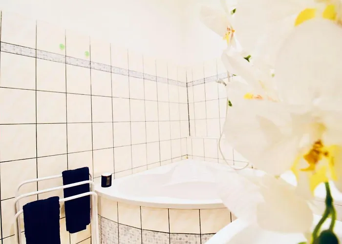 Appartamento Super Cozy 5 Bedroom Shared 10min Walk To Augarten Vienna