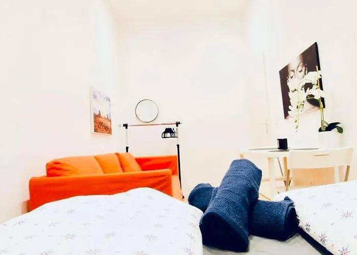 Super Cozy 5 Bedroom Shared 10min Walk To Augarten Appartamento Vienna