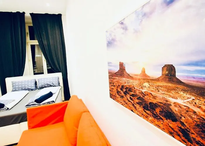 Super Cozy 5 Bedroom Shared 10min Walk To Augarten Appartamento Vienna